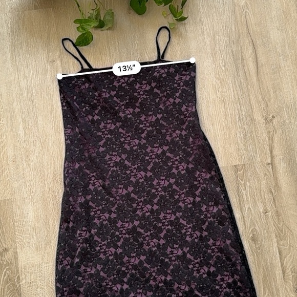 Vintage Y2K Purple Lace Overlay Asymmetrical Dress - Picture 3 of 7